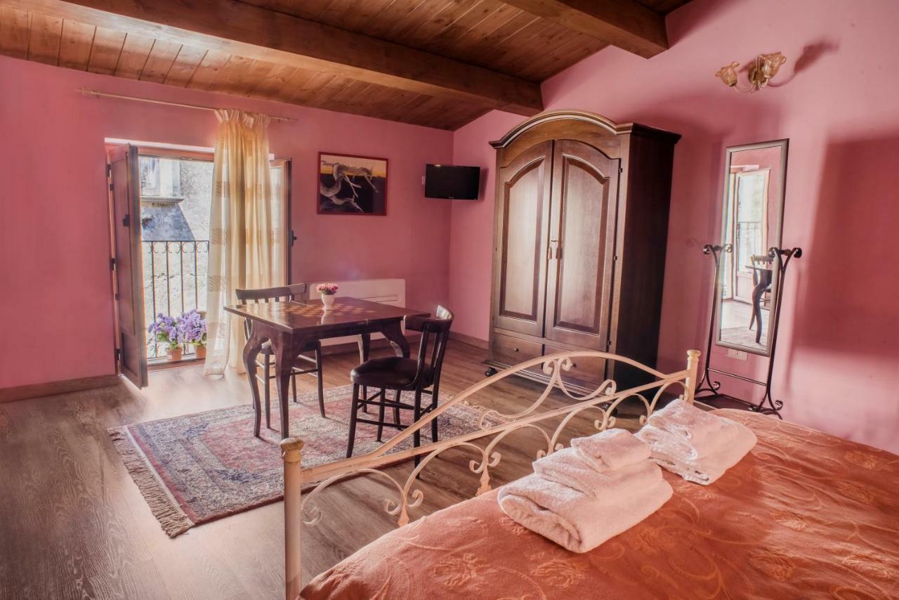 B&B Dhafna Civita Ngoại thất bức ảnh